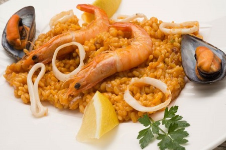 seafood paella dish