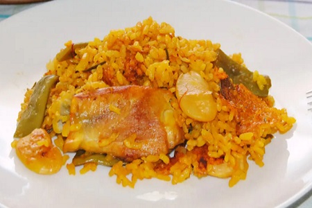 Valencian paella dish